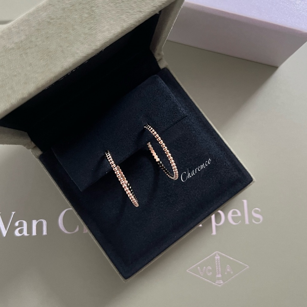 NEW✨AUTH Van Cleef & Arpels VCA Perlee Pearl 18K Yellow Gold Small Hoop Earrings